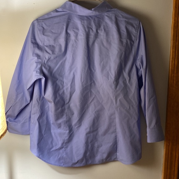 button down - Picture 2 of 3